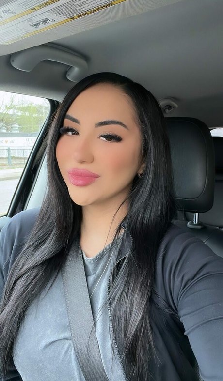 Yourfutureexwifey