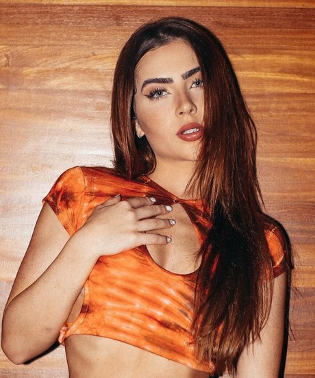 Naakte gelekte OnlyFans-foto van Jade Picon