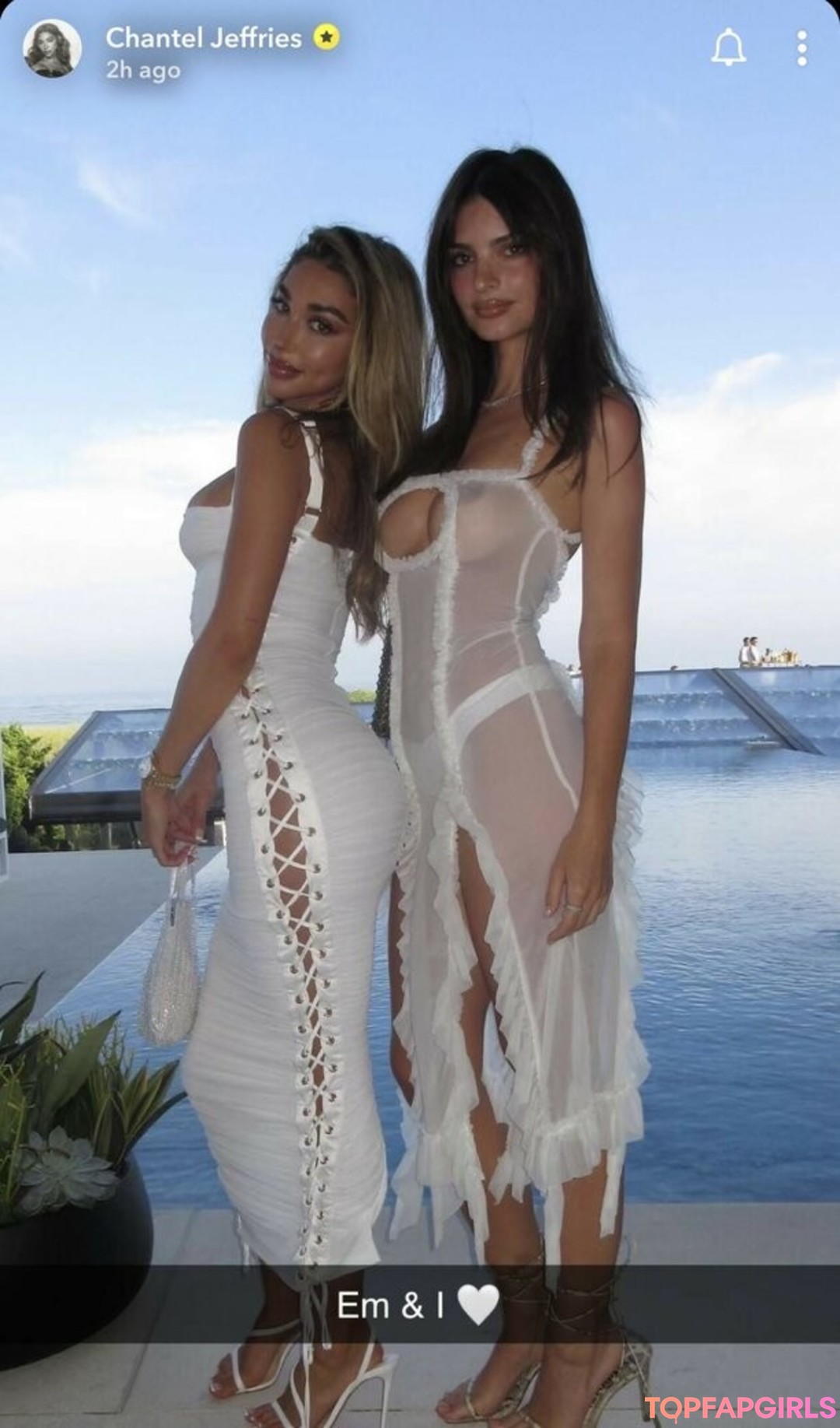 Naakte gelekte OnlyFans-foto van Emily Ratajkowski #1878