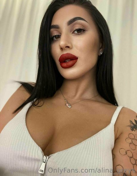 Alina_greys