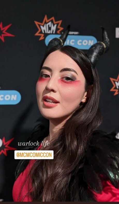 Naakte gelekte OnlyFans-foto van Jane Douglas