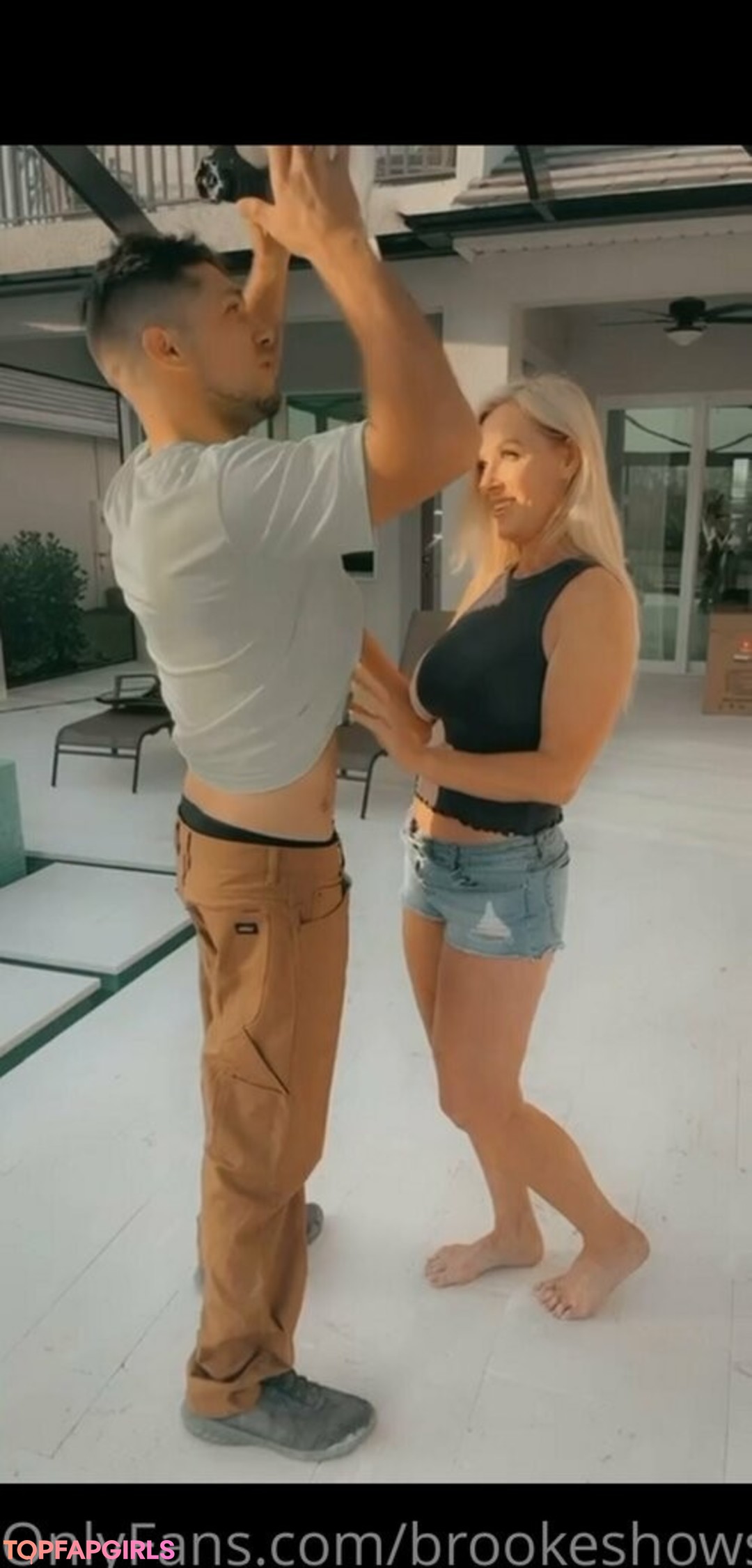 Naakte gelekte OnlyFans-foto van Brookeshowsxx #1104