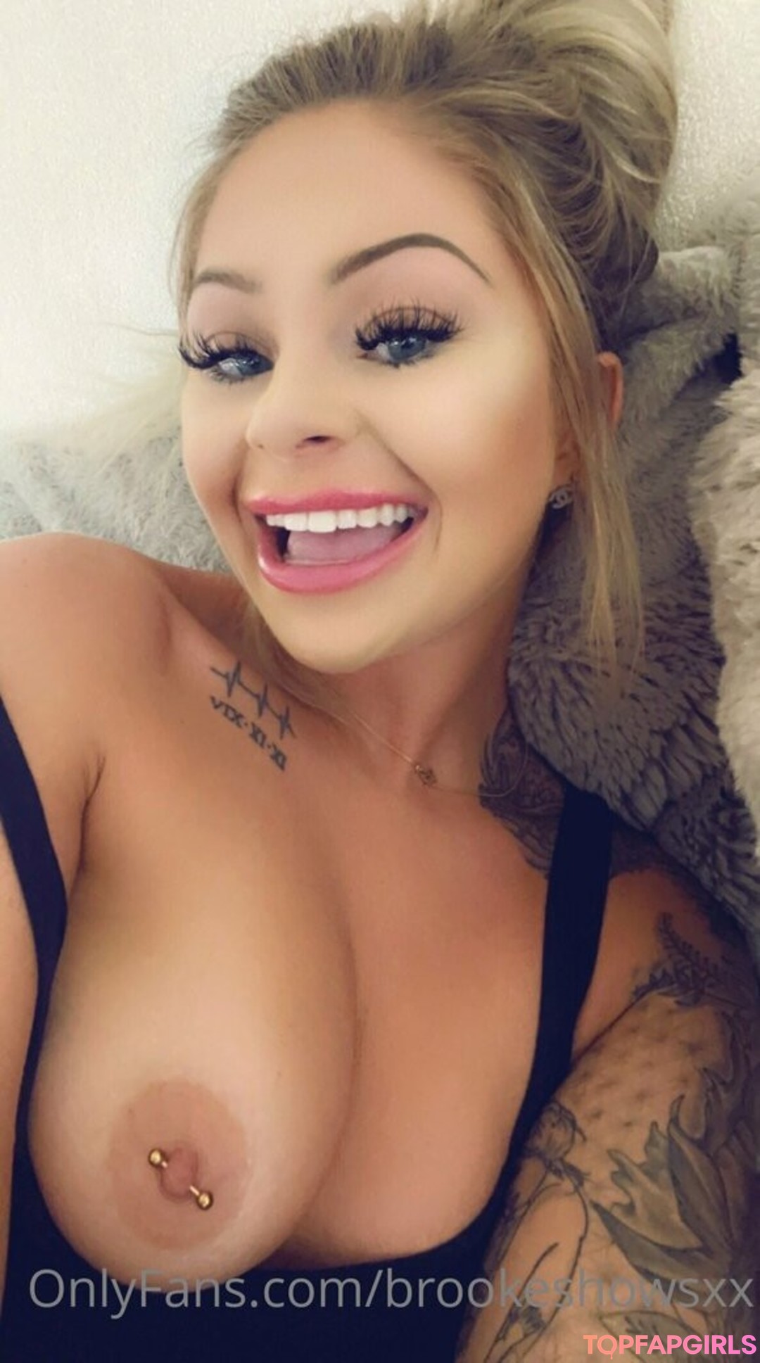 Naakte gelekte OnlyFans-foto van Brookeshowsxx #1605