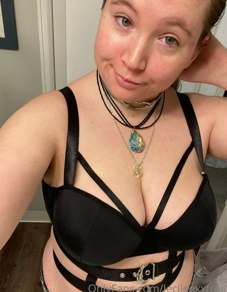 Naakte gelekte OnlyFans-foto van Lecileexxfree