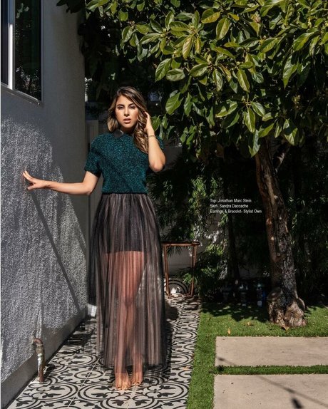 Naakte gelekte OnlyFans-foto van Daniella Monet