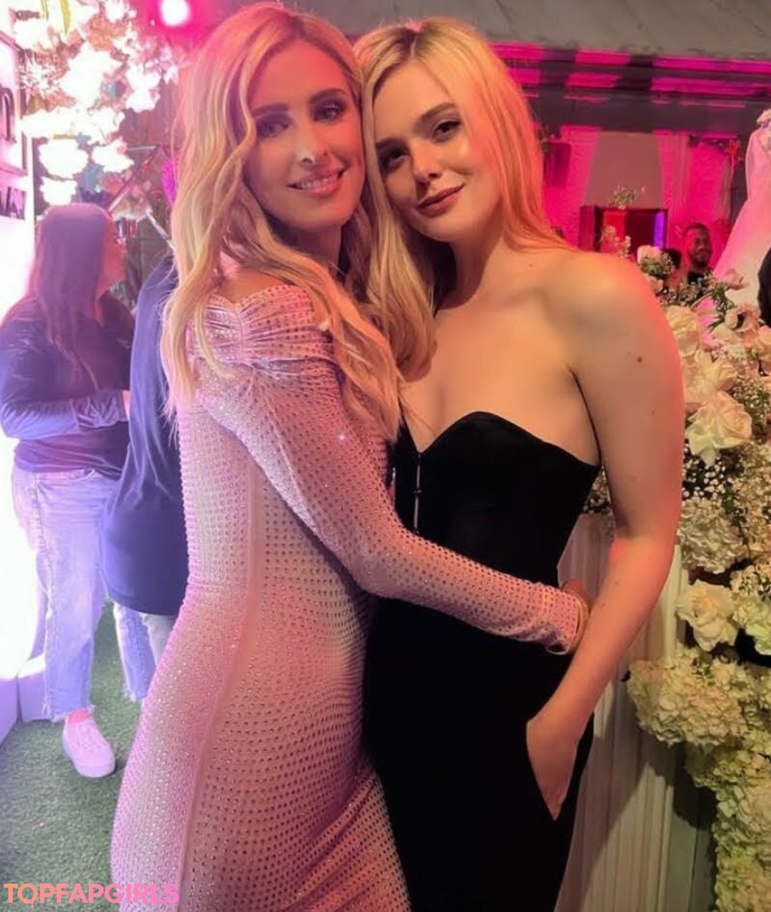 Naakte gelekte OnlyFans-foto van Elle Fanning #1116