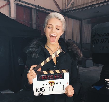 Wallis Day