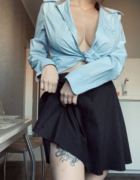 Naakte gelekte OnlyFans-foto van Camilla