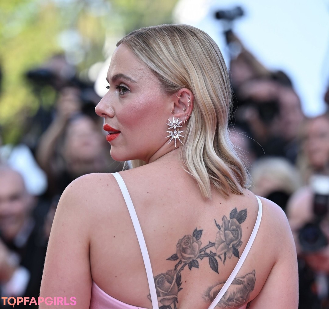 Naakte gelekte OnlyFans-foto van Scarlett Johansson #1147