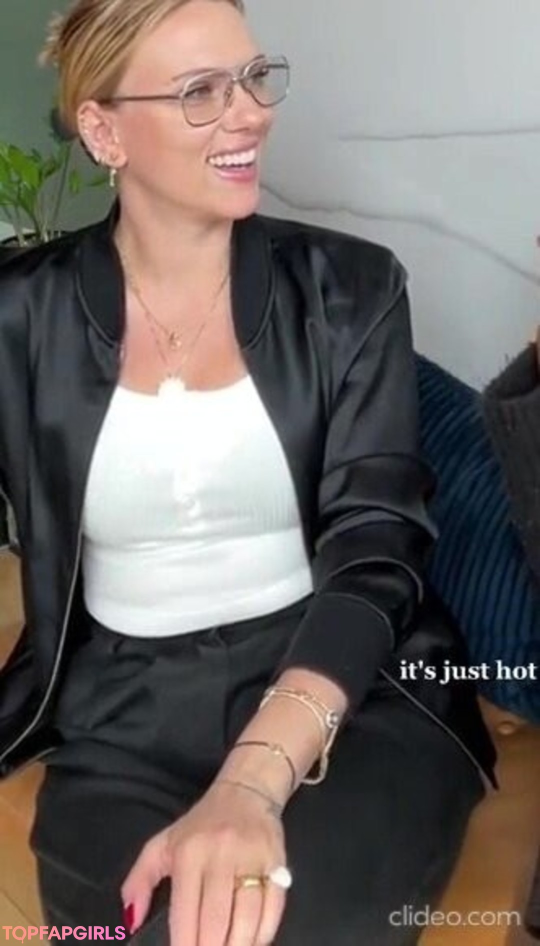 Naakte gelekte OnlyFans-foto van Scarlett Johansson #1283