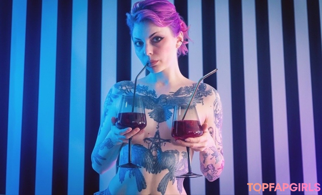 Naakte gelekte OnlyFans-foto van Faerieblossom #1026
