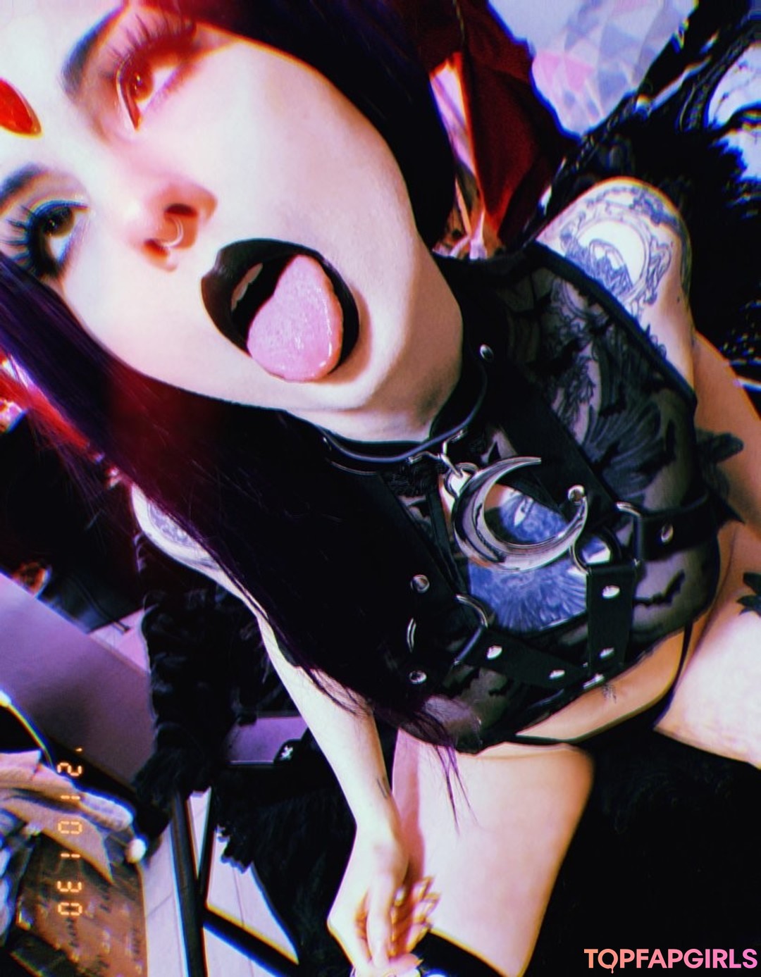 Naakte gelekte OnlyFans-foto van Faerieblossom #530 Naakte gelekte OnlyFans-foto van Faerieblossom #530