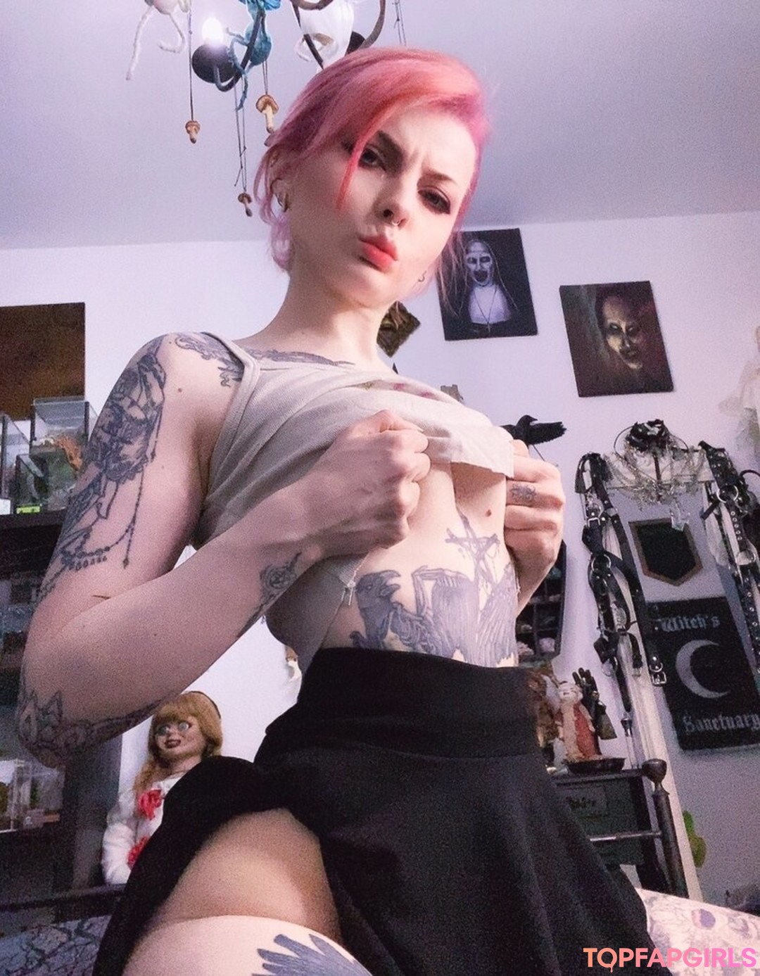 Naakte gelekte OnlyFans-foto van Faerieblossom #850 Naakte gelekte OnlyFans-foto van Faerieblossom #850