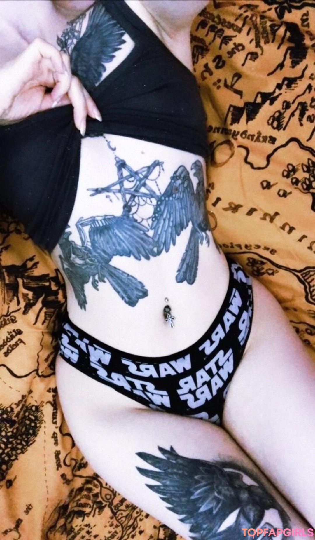 Naakte gelekte OnlyFans-foto van Faerieblossom #95 Naakte gelekte OnlyFans-foto van Faerieblossom #95