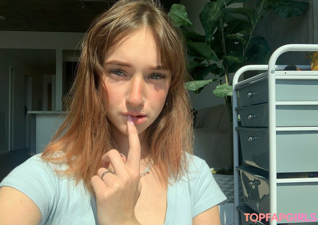 Naakte gelekte OnlyFans-foto van Melanie Marie #20 Naakte gelekte OnlyFans-foto van Melanie Marie #20