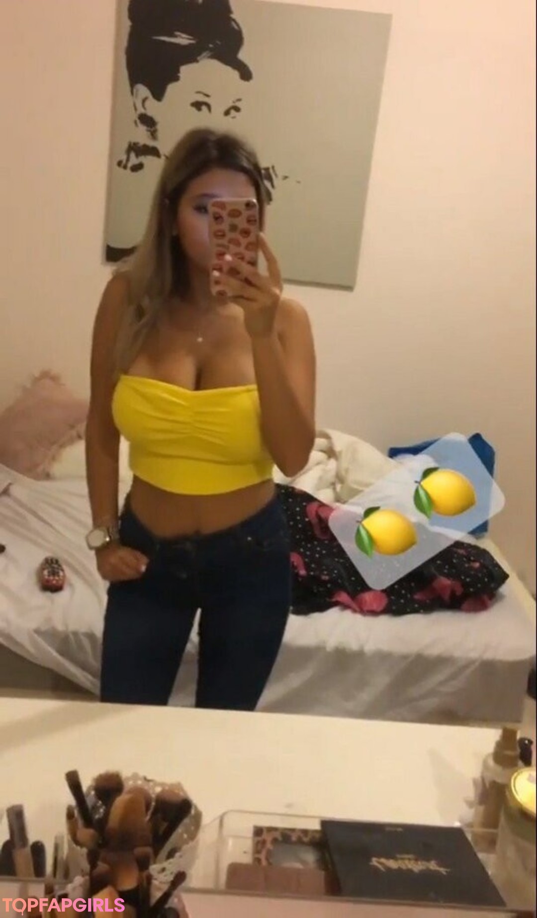 Naakte gelekte OnlyFans-foto van Coral Sharon #1096