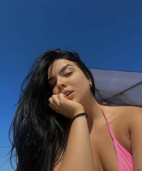 Naakte gelekte OnlyFans-foto van Duda Kropf
