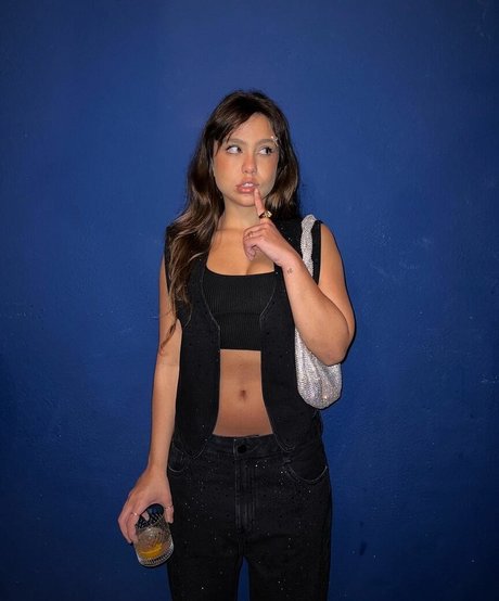 Naakte gelekte OnlyFans-foto van Bruna Carvalho