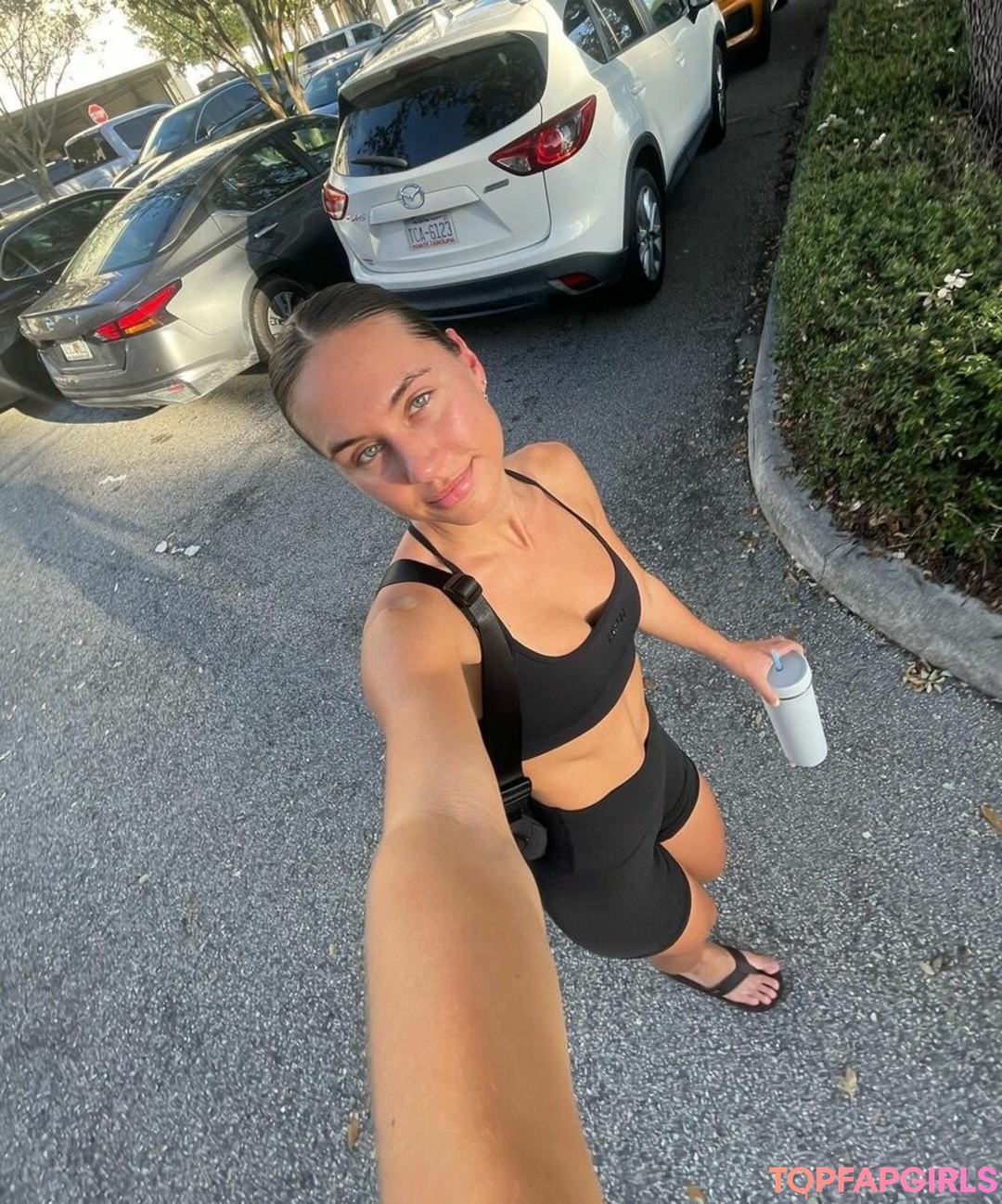 Naakte gelekte OnlyFans-foto van Brit Manuela #1333