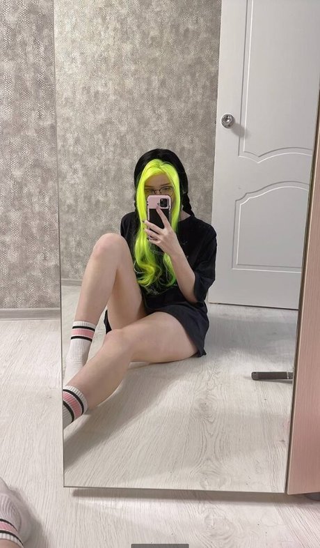 Naakte gelekte OnlyFans-foto van Frauleinmilk