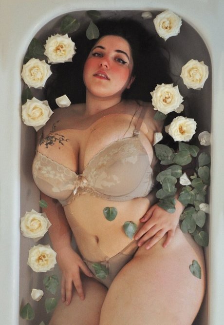 Naakte gelekte OnlyFans-foto van Paloma Piquet