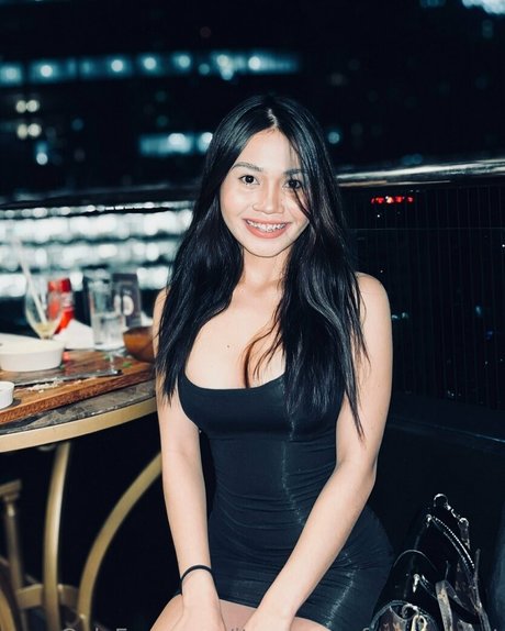 Itsmearra_freeaccount