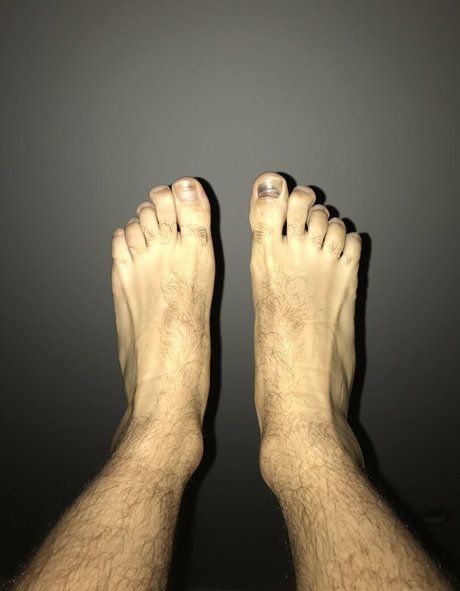 Naakte gelekte OnlyFans-foto van Keiranlee