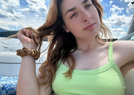 Naakte gelekte OnlyFans-foto van Havefaithinmebabe