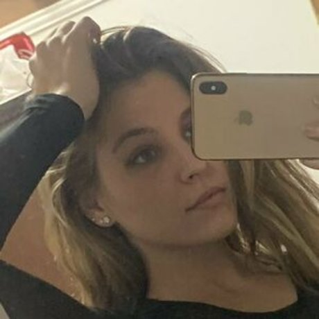 Naakte gelekte OnlyFans-foto van Jaylynnt