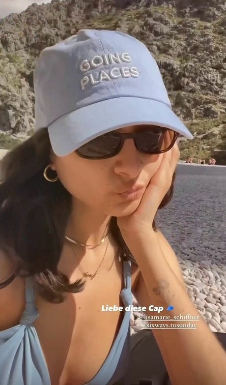 Naakte gelekte OnlyFans-foto van Ischtar Isik
