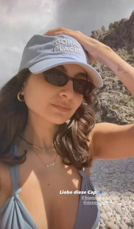 Naakte gelekte OnlyFans-foto van Ischtar Isik