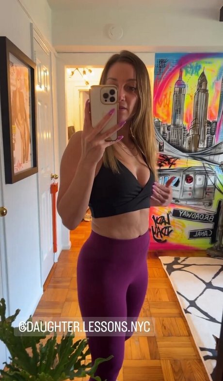 Naakte gelekte OnlyFans-foto van Jeana