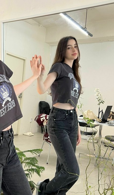 Naakte gelekte OnlyFans-foto van Dasha Taran