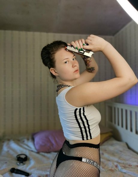 Naakte gelekte OnlyFans-foto van Sleepybeautyasmrfree