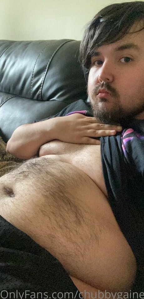 Naakte gelekte OnlyFans-foto van Chubbygainer
