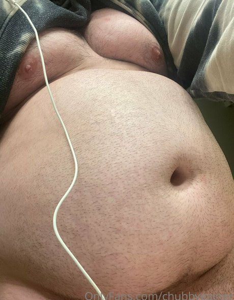 Naakte gelekte OnlyFans-foto van Chubbygainer