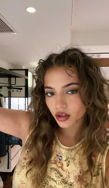 Isabela Merced