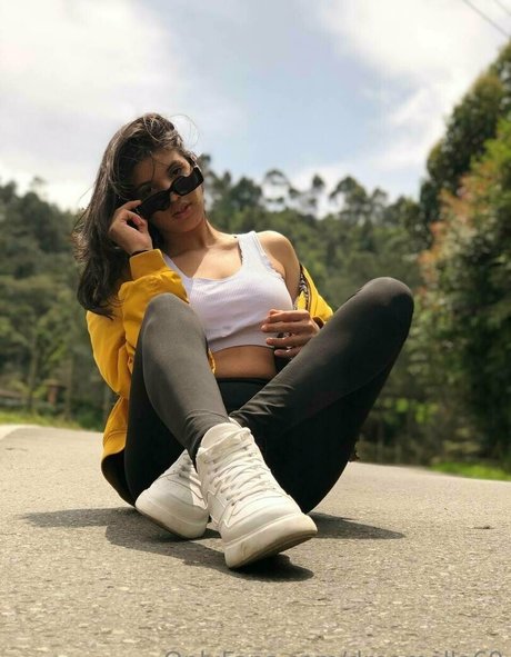 Naakte gelekte OnlyFans-foto van Yourdreamella