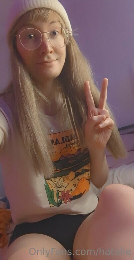 Naakte gelekte OnlyFans-foto van Hatalie