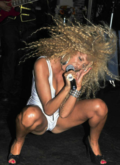 Naakte gelekte OnlyFans-foto van Afida Turner
