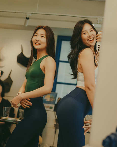 Naakte gelekte OnlyFans-foto van Yuggietv