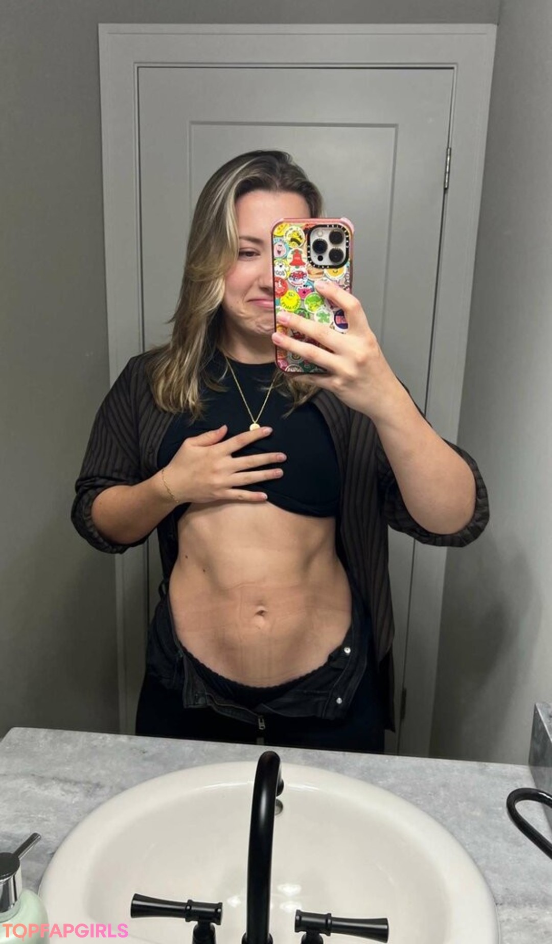 Naakte gelekte OnlyFans-foto van Pineapplebrat #1173