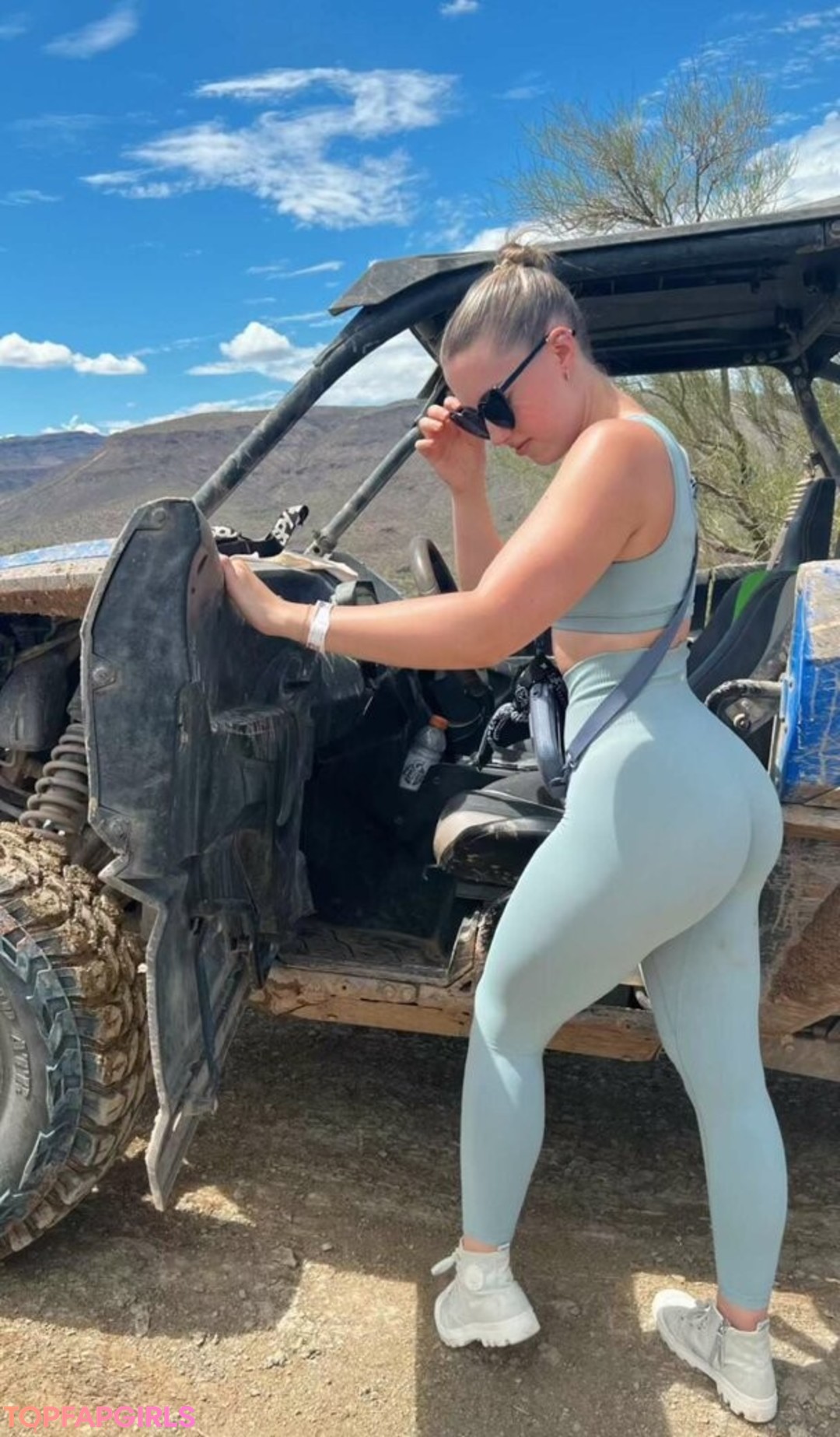 Naakte gelekte OnlyFans-foto van Pineapplebrat #1195