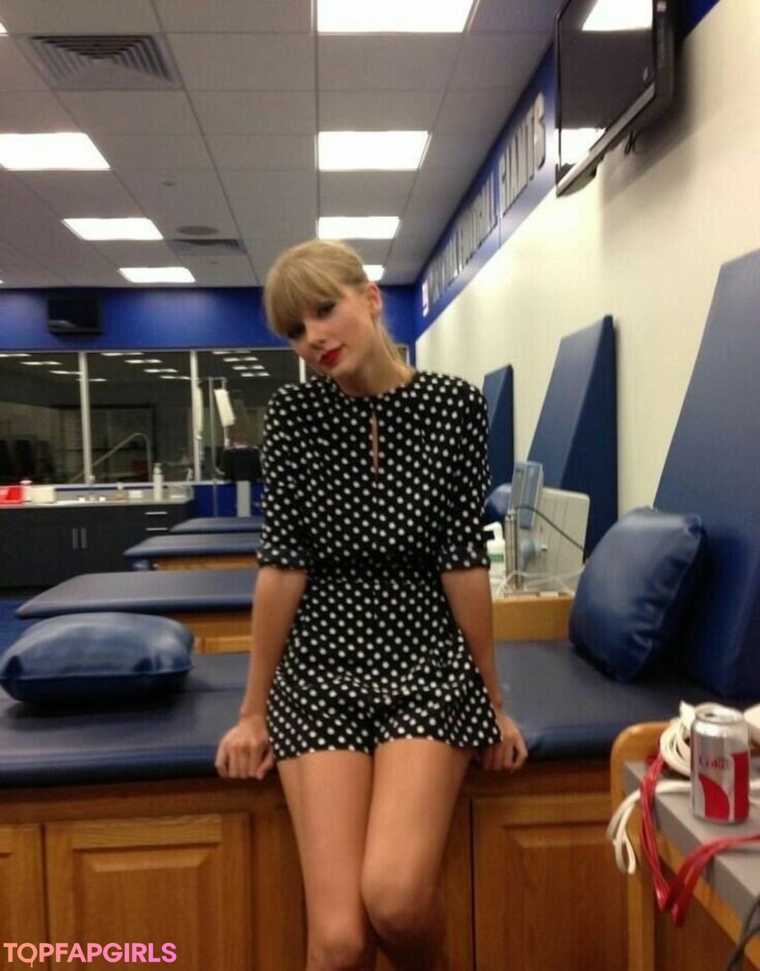 Naakte gelekte OnlyFans-foto van Taylor Swift #1010