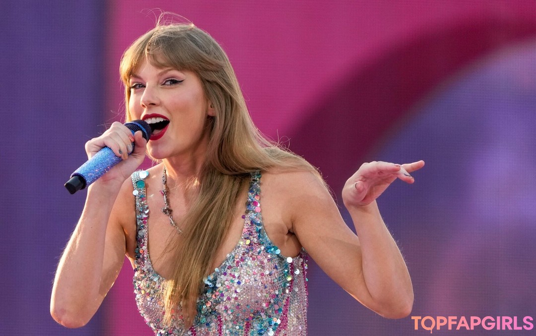 Naakte gelekte OnlyFans-foto van Taylor Swift #1857