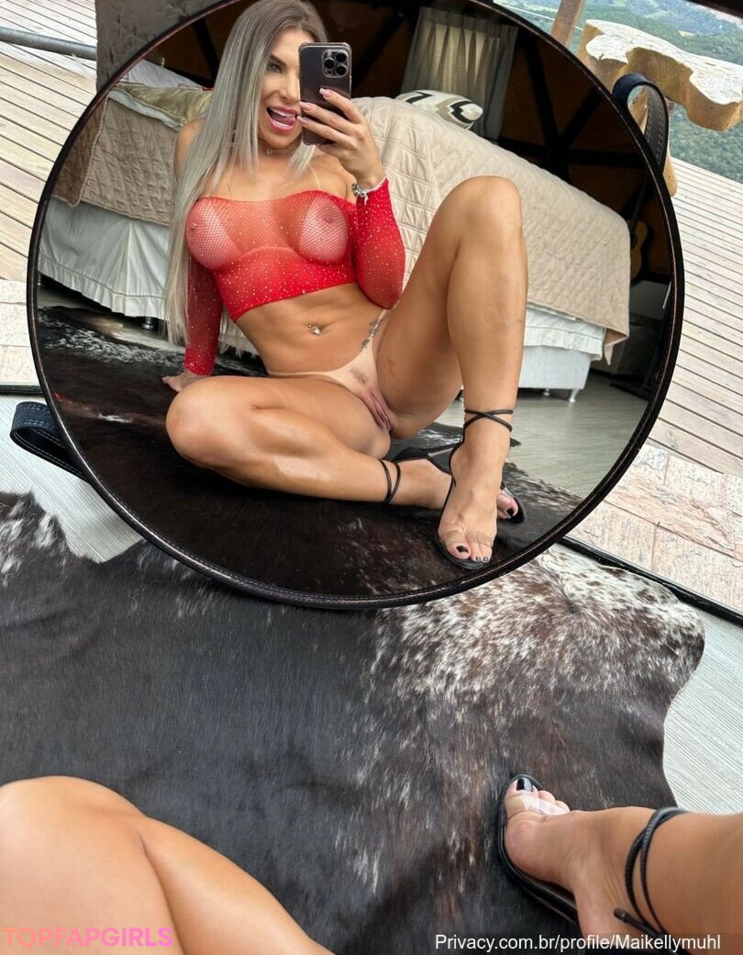 Naakte gelekte OnlyFans-foto van Maikelly Muhl #1386