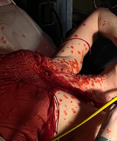 Naakte gelekte OnlyFans-foto van Dieu Linh Vuong
