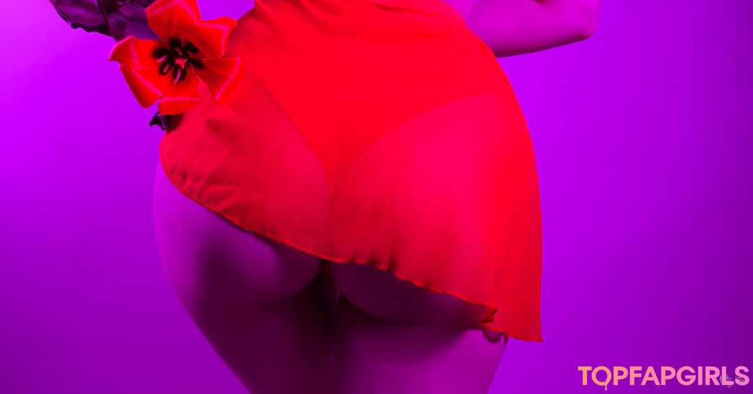 Naakte gelekte OnlyFans-foto van Asmr Kittyklaw #1004