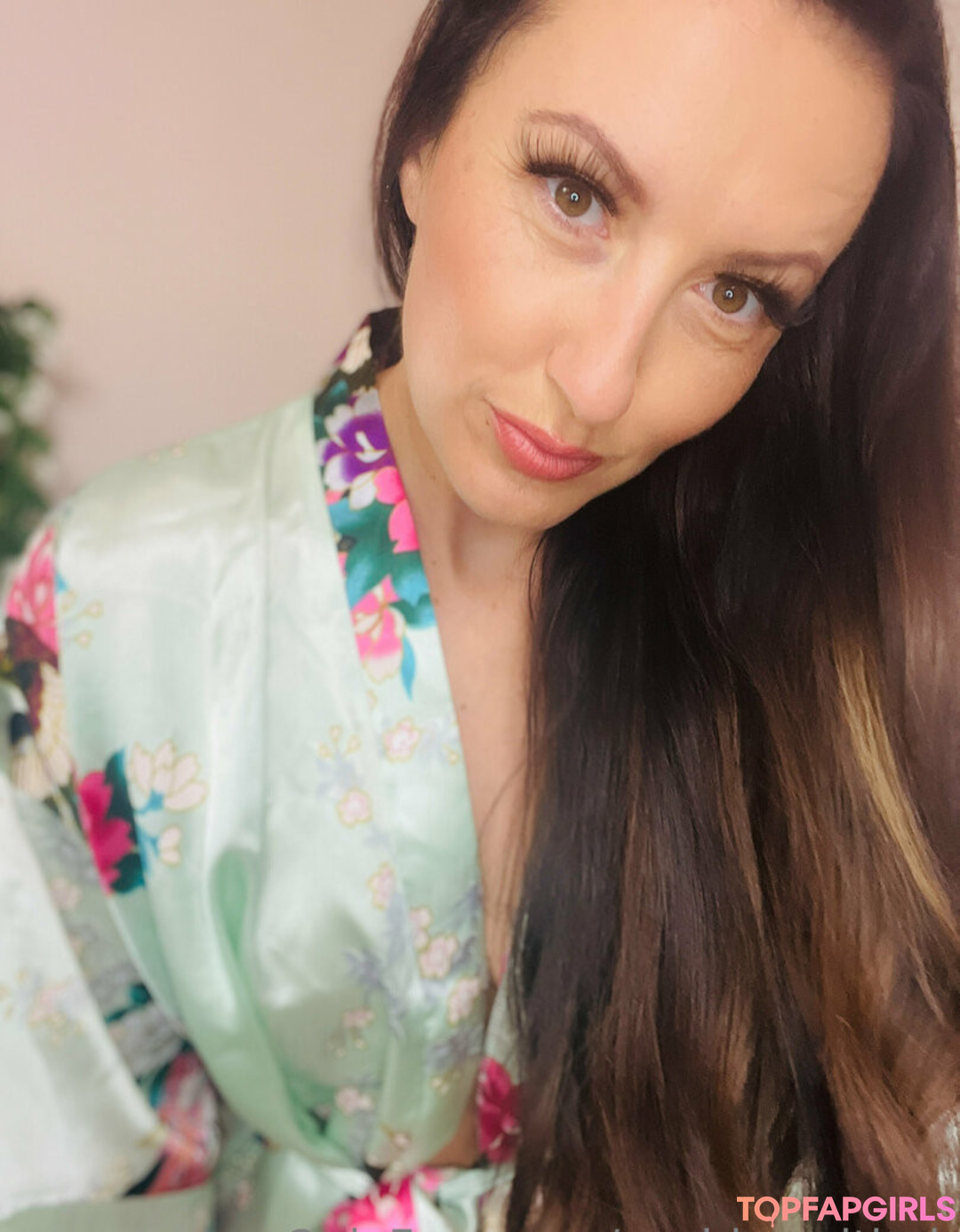 Naakte gelekte OnlyFans-foto van Sophiasmithuk #1686