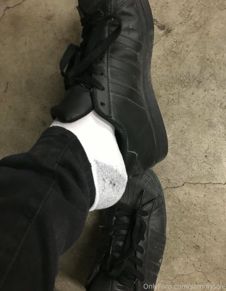 Naakte gelekte OnlyFans-foto van Sammysole